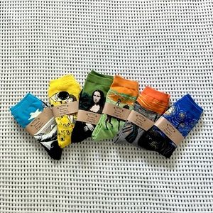 NWOT Art Gallery Socks